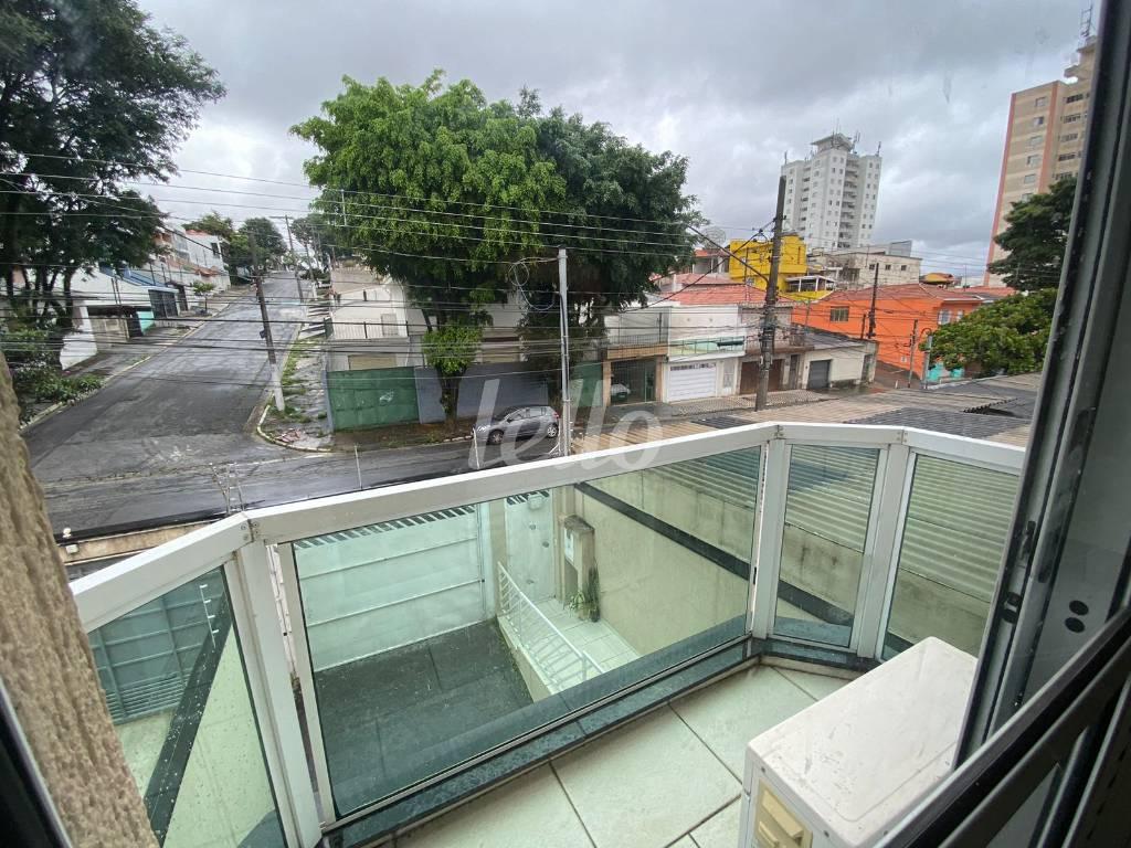 VARANDA de Casa à venda, sobrado com 247 m², 3 quartos e 5 vagas em Vila Lais - São Paulo