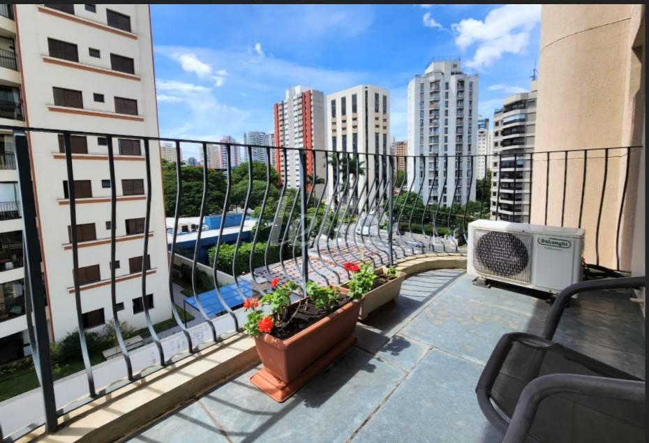 TERRAÇO de Apartamento à venda, Padrão com 163 m², 3 quartos e 2 vagas em Vila Mariana - São Paulo