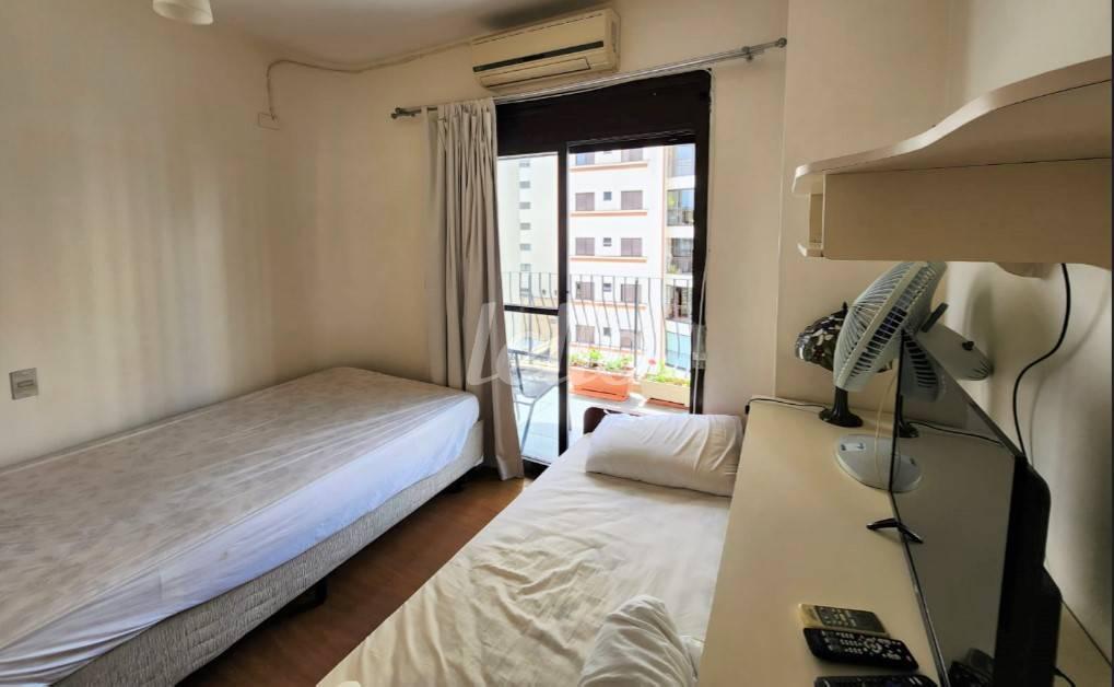 DORMITORIO de Apartamento à venda, Padrão com 163 m², 3 quartos e 2 vagas em Vila Mariana - São Paulo