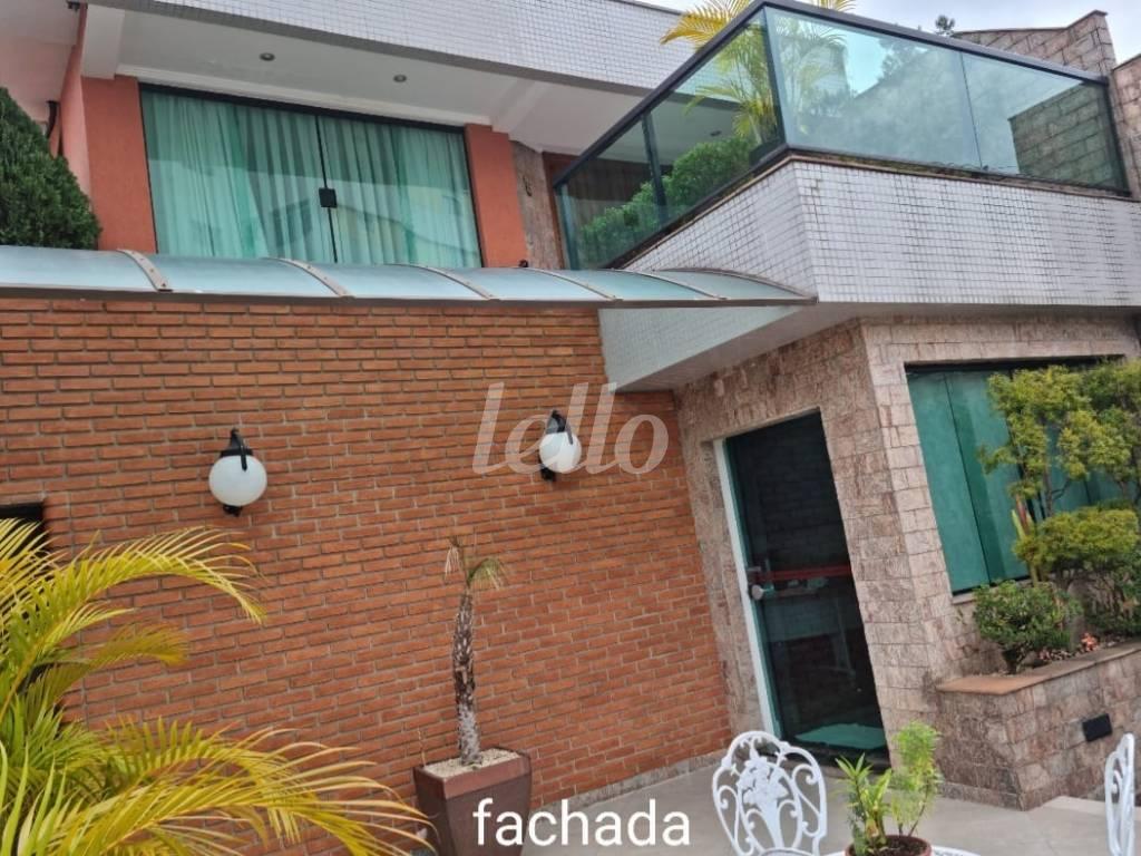 FACHADA de Casa à venda, sobrado com 500 m², 4 quartos e 2 vagas em Parque da Mooca - São Paulo
