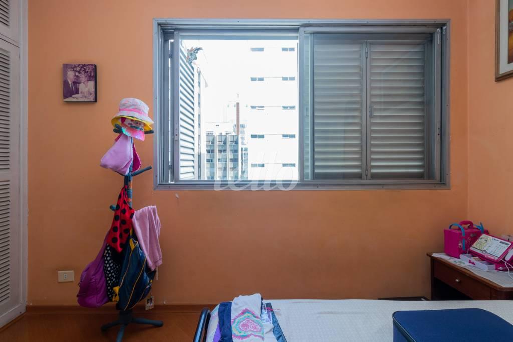 DORMITÓRIO 3 de Apartamento à venda, Padrão com 234 m², 4 quartos e 1 vaga em Cerqueira César - São Paulo