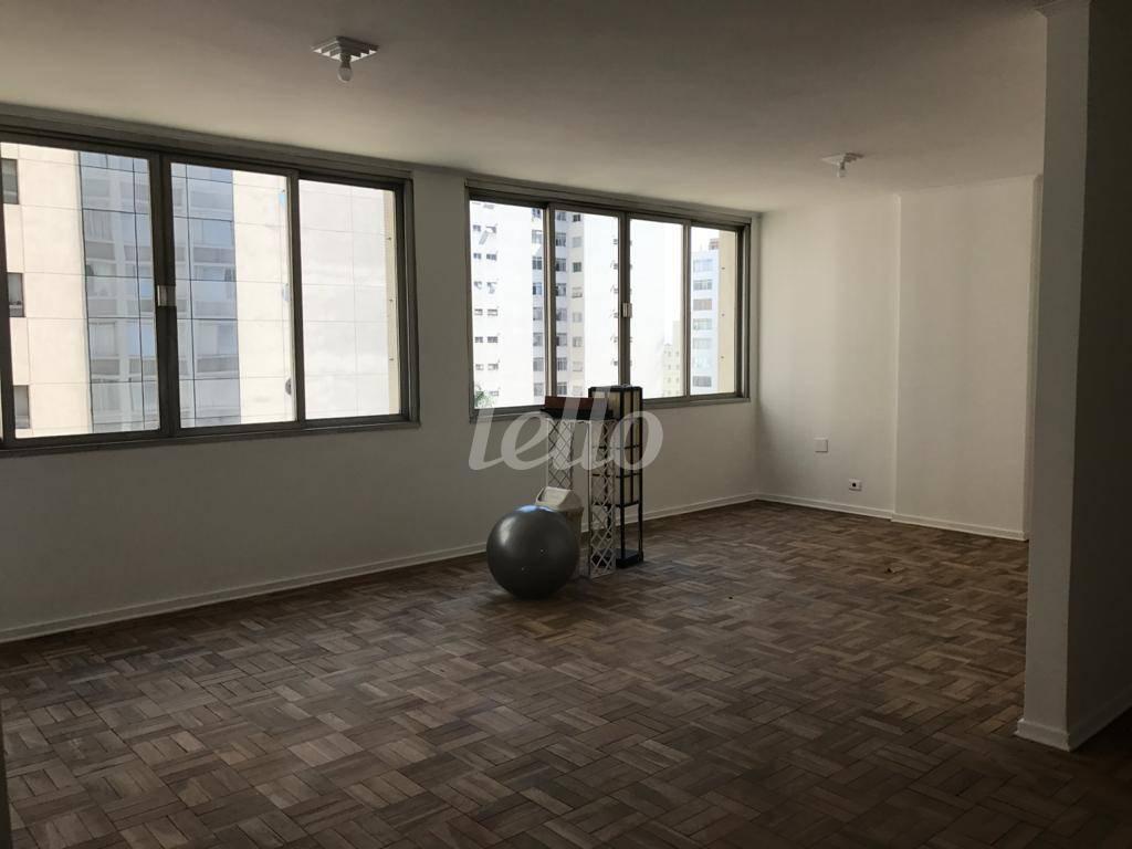 SALA de Apartamento à venda, Padrão com 160 m², 3 quartos e 1 vaga em Bela Vista - São Paulo