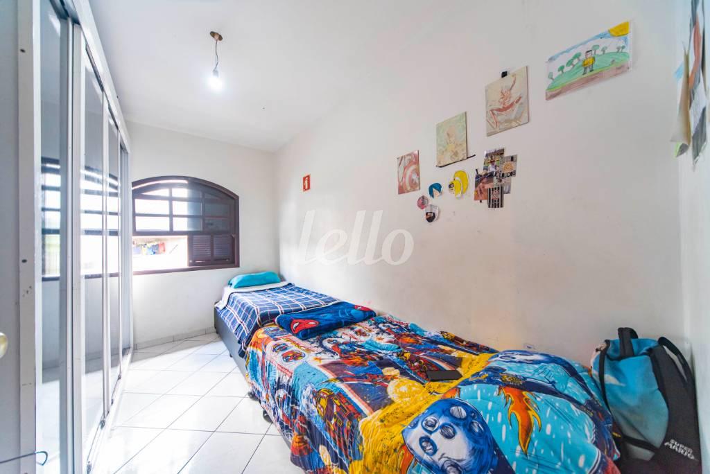 QUARTO 3 CASA 2 de Casa à venda, sobrado com 227 m², 3 quartos e 7 vagas em Vila Sacadura Cabral - Santo André