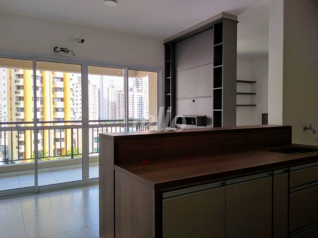 SALA de Apartamento à venda, Padrão com 42 m², 1 quarto e 2 vagas em Santana - São Paulo