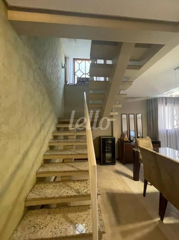 8 de Casa à venda, sobrado com 180 m², 4 quartos e 3 vagas em Vila Rio de Janeiro - Guarulhos