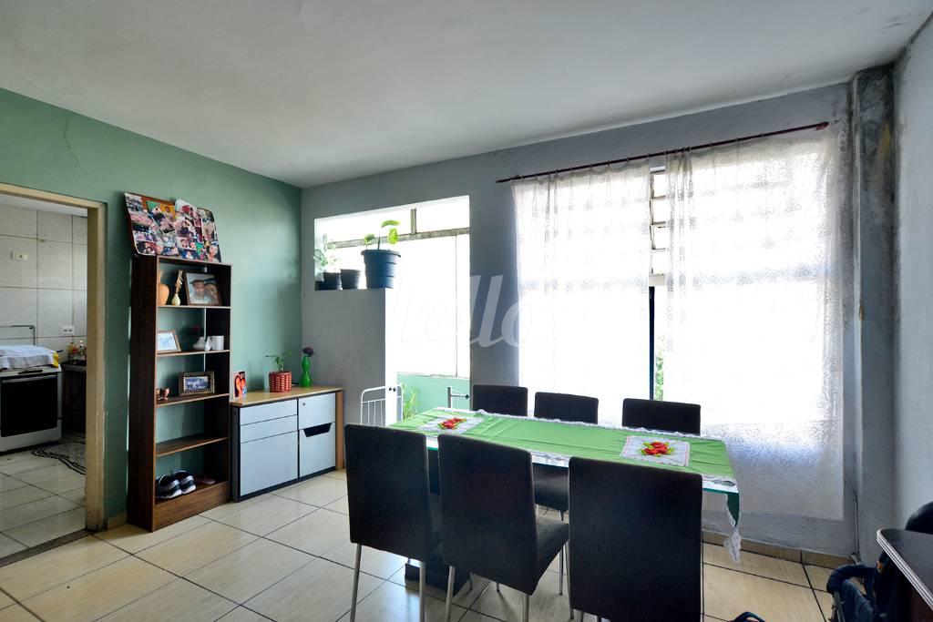 SALA de Apartamento à venda, Padrão com 140 m², 3 quartos e 2 vagas em Pinheiros - São Paulo