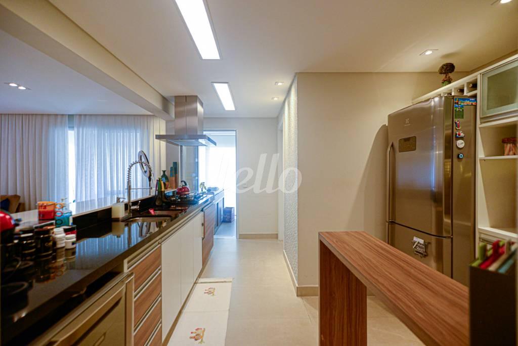 COZINHA de Apartamento à venda, Padrão com 100 m², 2 quartos e 2 vagas em Mooca - São Paulo