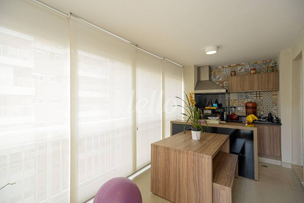 VARANDA de Apartamento à venda, Padrão com 100 m², 2 quartos e 2 vagas em Mooca - São Paulo
