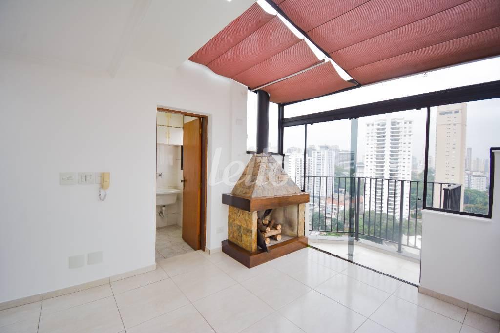 COBERTURA de Apartamento à venda, cobertura - Padrão com 196 m², 4 quartos e 3 vagas em Imirim - São Paulo