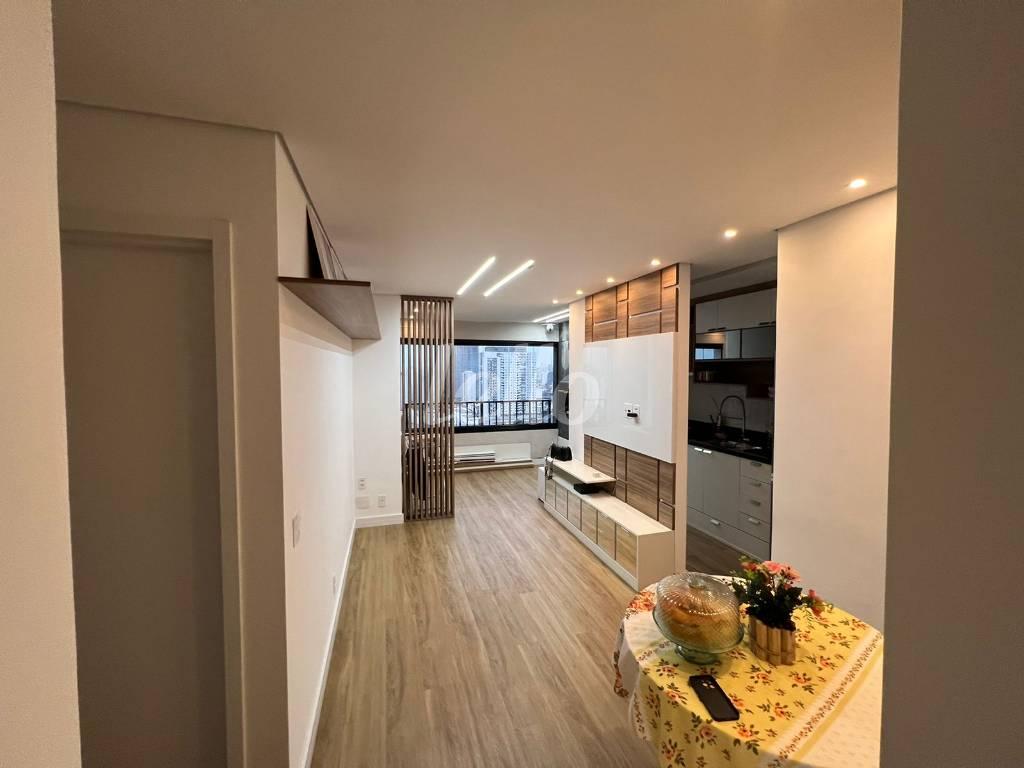 SALA de Apartamento à venda, Padrão com 57 m², 2 quartos e 1 vaga em Brás - São Paulo