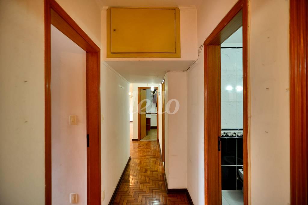 HALL DE DISTRIBUIÇÃO de Apartamento à venda, Padrão com 139 m², 3 quartos e 1 vaga em Paraíso - São Paulo
