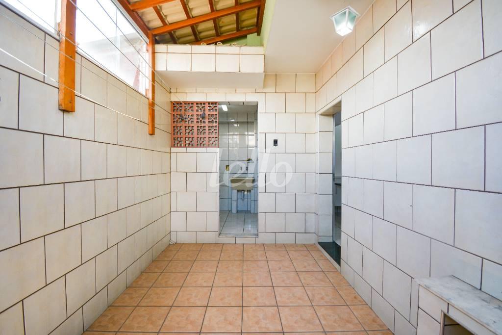 QUINTAL de Casa à venda, de vila - sobrado com 150 m², 3 quartos e 1 vaga em Água Fria - São Paulo