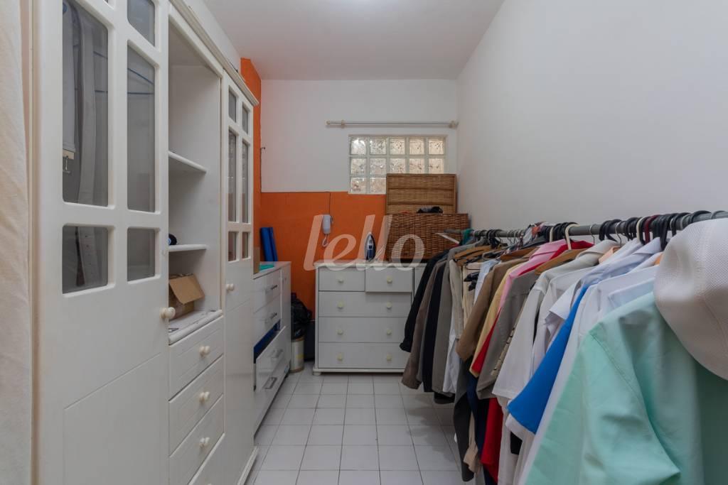 CLOSET de Apartamento para alugar, Loft com 80 m², 1 quarto e em Vila Paulicéia - São Paulo