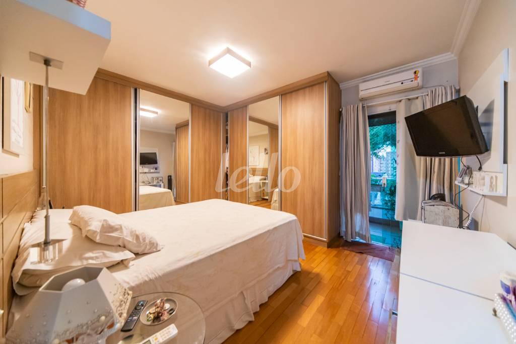 QUARTO 3 de Casa à venda, sobrado com 276 m², 3 quartos e 4 vagas em Vila Valparaíso - Santo André