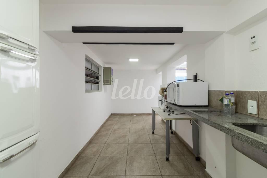 COZINHA de Sobreloja para alugar, Padrão com 470 m², e em Brooklin Paulista - São Paulo