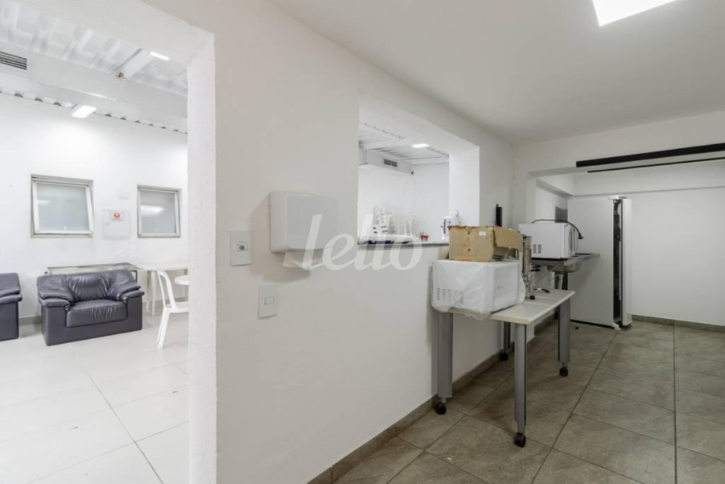 COZINHA de Sobreloja para alugar, Padrão com 470 m², e em Brooklin Paulista - São Paulo