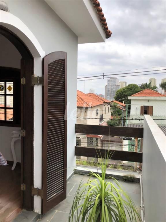 SACADA de Casa à venda, sobrado com 260 m², 4 quartos e 5 vagas em Vila Prudente - São Paulo