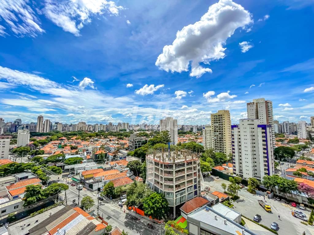 VARANDA de Sala / Conjunto à venda, Padrão com 107 m², e 3 vagas em Brooklin Paulista - São Paulo