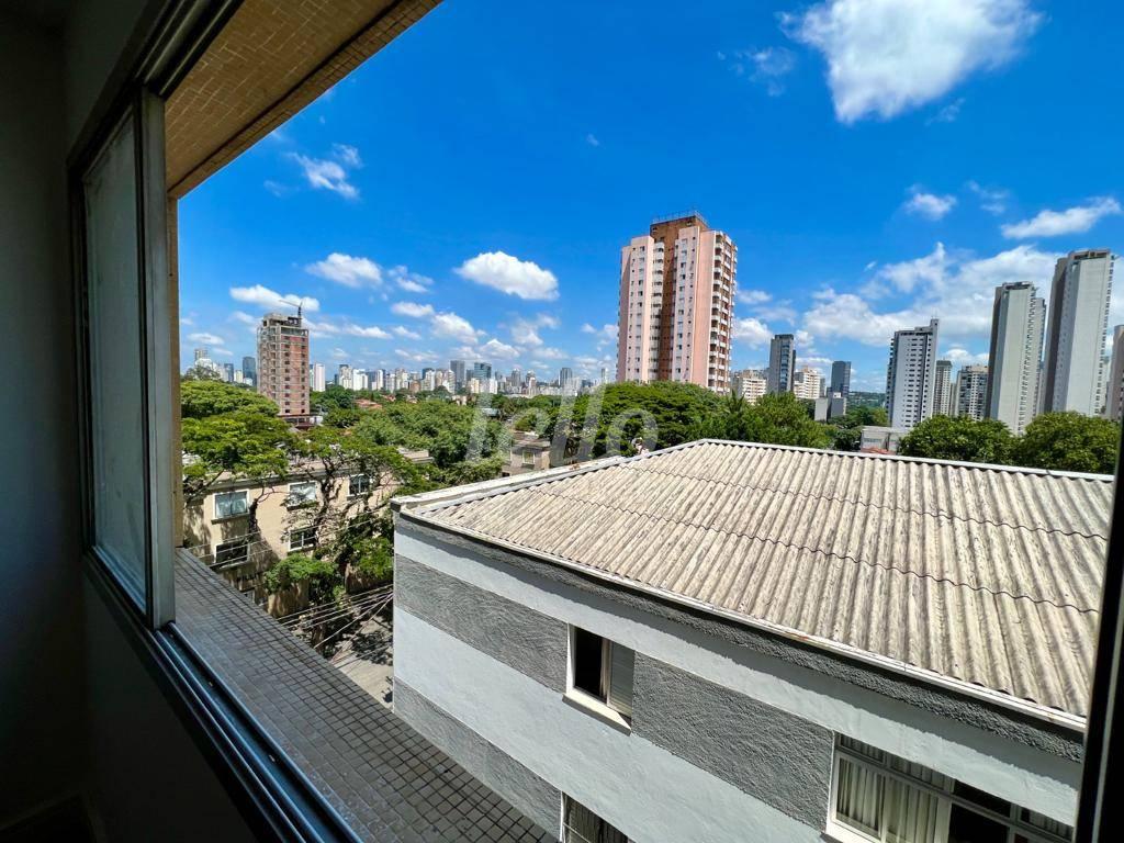 VISTA de Apartamento à venda, Padrão com 85 m², 2 quartos e 2 vagas em Vila Olímpia - São Paulo