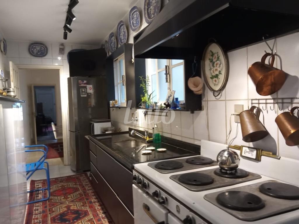 COZINHA de Casa à venda, sobrado com 250 m², 2 quartos e 1 vaga em Mooca - São Paulo