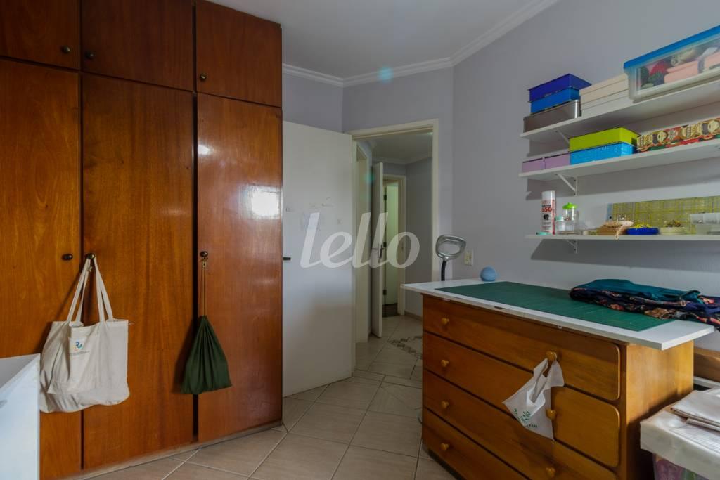 DORMITÓRIO 2 de Apartamento à venda, Padrão com 120 m², 3 quartos e 2 vagas em Campo Belo - São Paulo