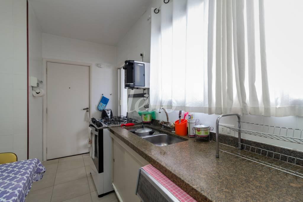 COZINHA de Apartamento à venda, Padrão com 120 m², 3 quartos e 2 vagas em Campo Belo - São Paulo