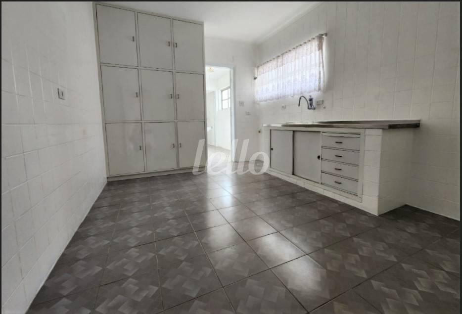 COZINHA de Apartamento à venda, Padrão com 117 m², 3 quartos e 1 vaga em Vila Clementino - São Paulo