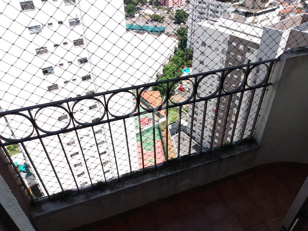 SACADA de Apartamento para alugar, Padrão com 65 m², 2 quartos e 1 vaga em Jardim Taquaral - São Paulo