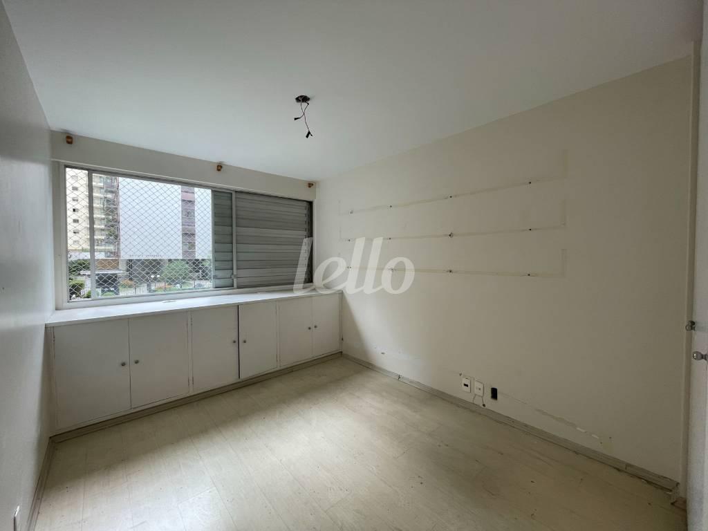 QUARTO 1 de Apartamento à venda, Padrão com 134 m², 3 quartos e 1 vaga em Santa Cecília - São Paulo