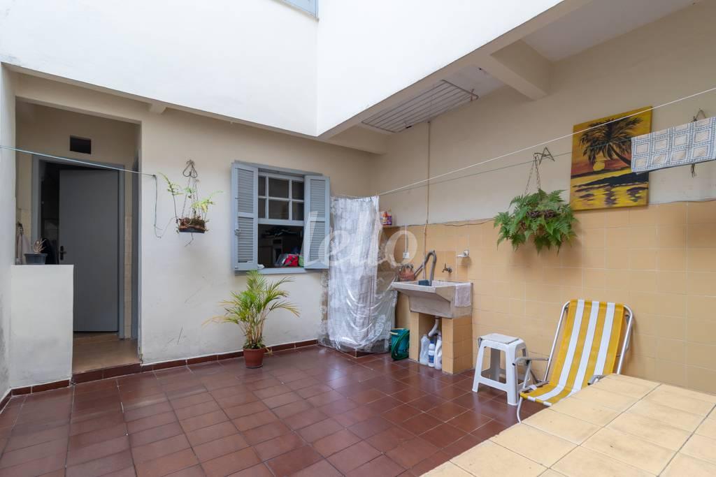 LAVANDERIA/QUINTAL de Casa à venda, sobrado com 96 m², e 1 vaga em Vila Anglo Brasileira - São Paulo