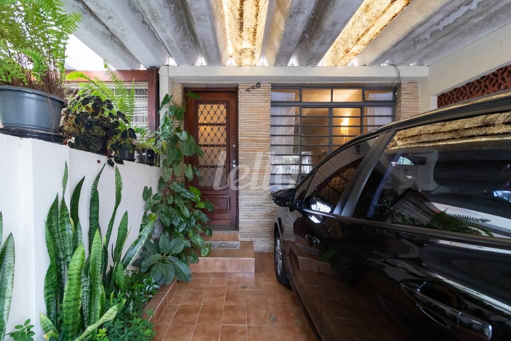 GARAGEM de Casa à venda, sobrado com 96 m², e 1 vaga em Vila Anglo Brasileira - São Paulo