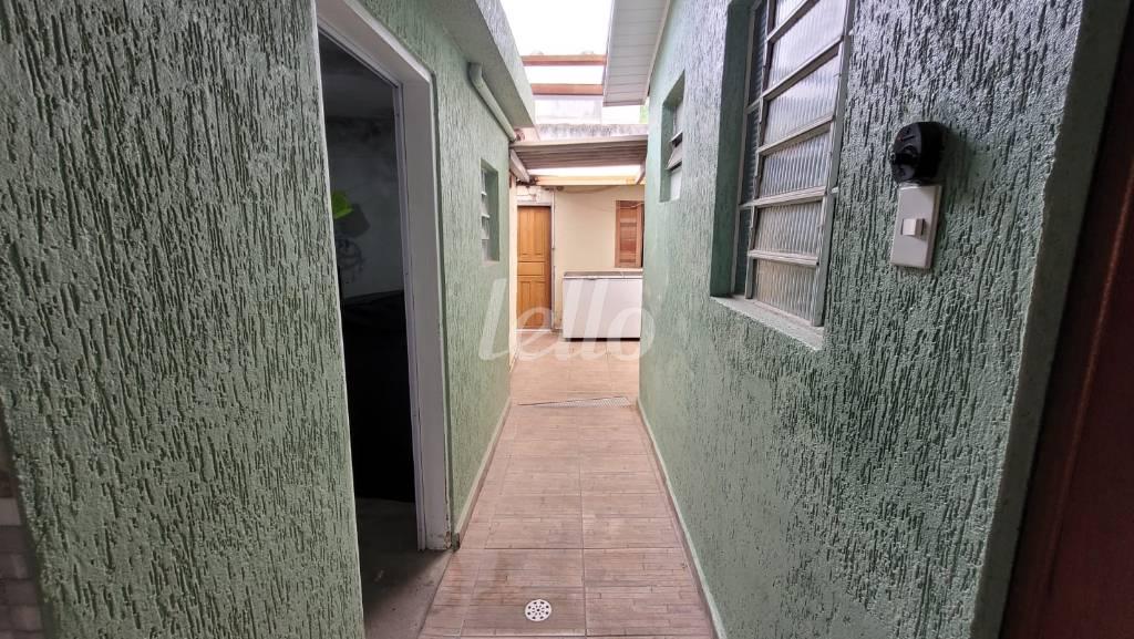 CORREDOR de Casa à venda, sobrado com 162 m², 2 quartos e 3 vagas em Vila Dayse - São Bernardo do Campo
