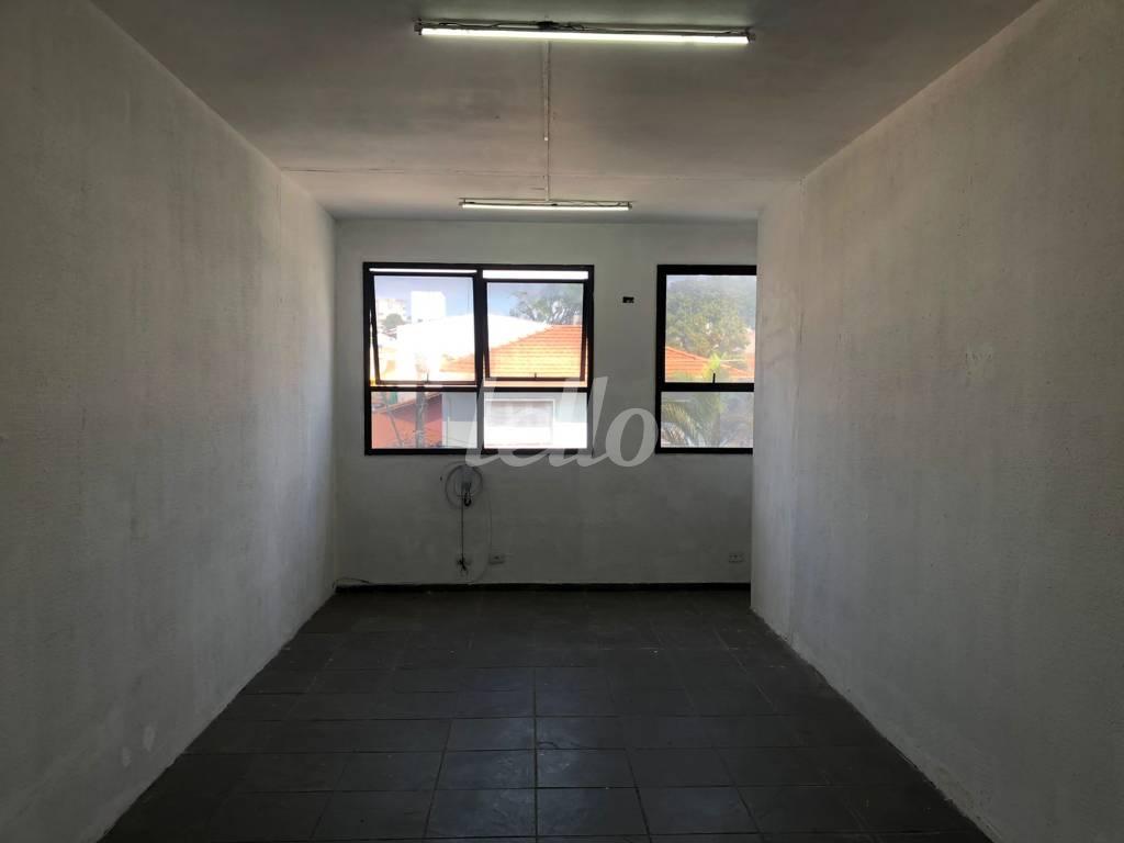 1 de Sala / Conjunto para alugar, Padrão com 26 m², e em Jardim - Santo André