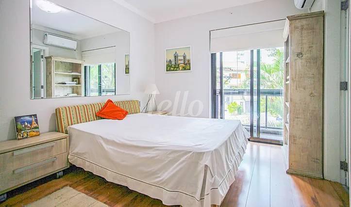 SUITE 2 de Apartamento à venda, Padrão com 330 m², 5 quartos e 4 vagas em Jardim Vila Mariana - São Paulo