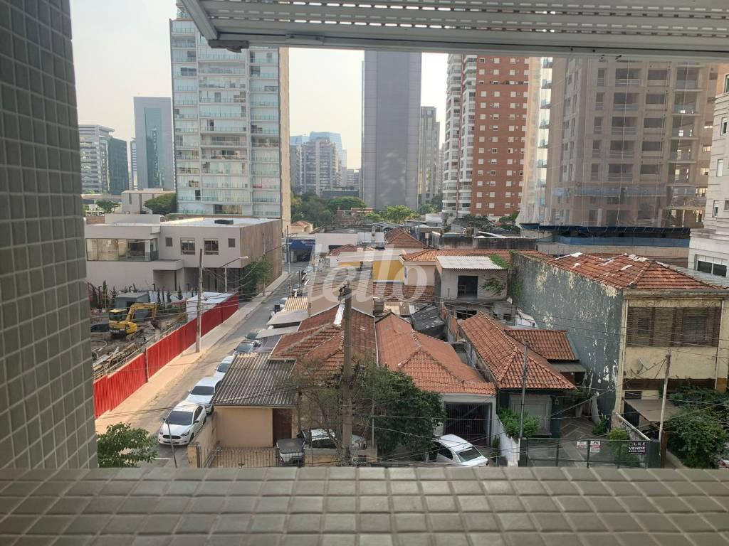 VISTA de Apartamento à venda, Padrão com 90 m², 2 quartos e 1 vaga em Itaim Bibi - São Paulo