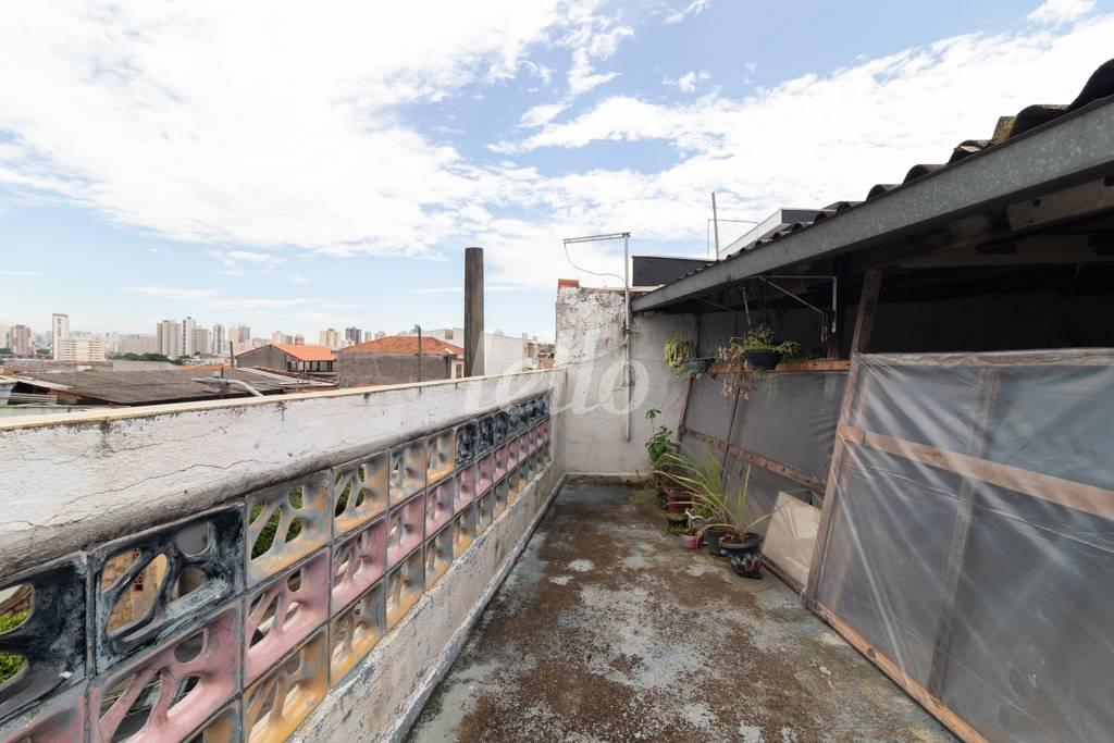 TERRAÇO de Casa à venda, sobrado com 100 m², 3 quartos e 2 vagas em Vila Graciosa - São Paulo