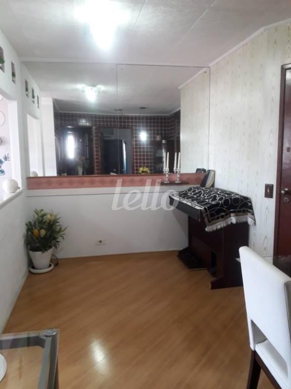 LIVING de Apartamento à venda, Padrão com 90 m², 2 quartos e em Vila da Saúde - São Paulo