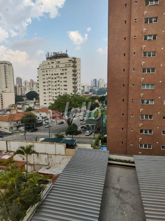 VISAO EXT JANELA de Apartamento à venda, Padrão com 378 m², 4 quartos e 2 vagas em Aclimação - São Paulo