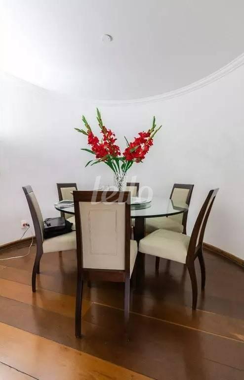 SALA de Apartamento para alugar, Padrão com 190 m², 4 quartos e 2 vagas em Vila Cruzeiro - São Paulo