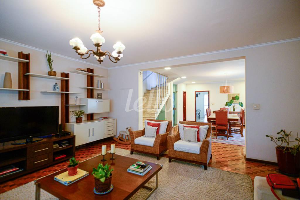 _MSS1871 de Casa à venda, de vila - sobrado com 320 m², 4 quartos e 3 vagas em Vila Clementino - São Paulo