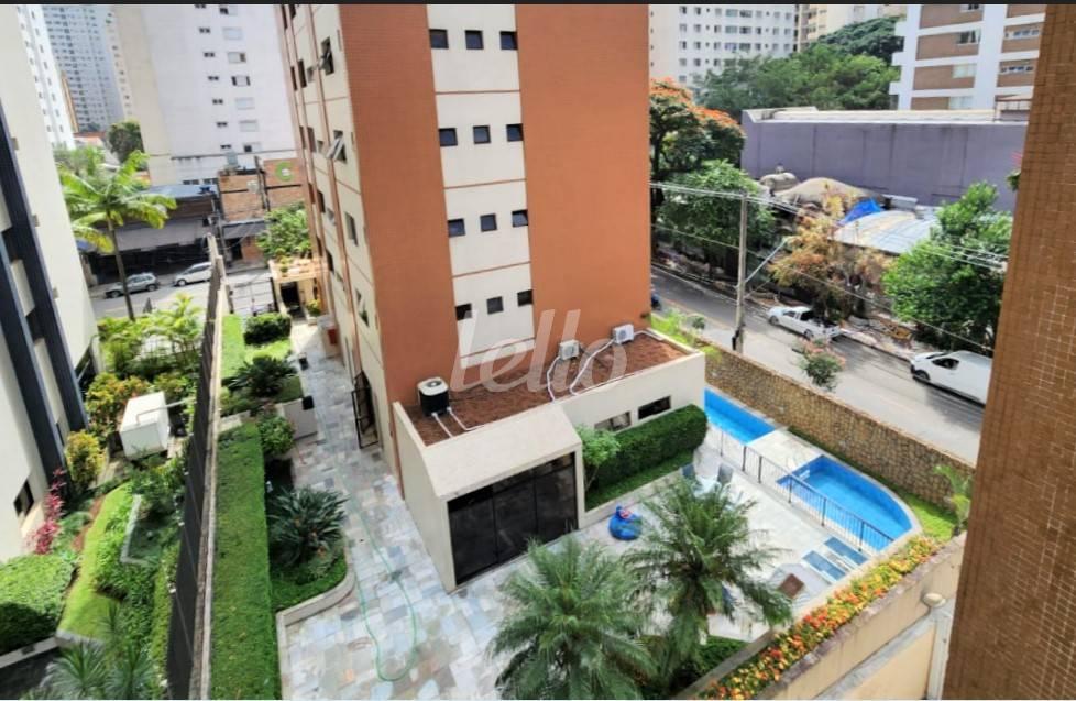 VISTA de Apartamento à venda, Padrão com 105 m², 3 quartos e 2 vagas em Indianópolis - São Paulo