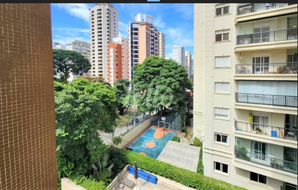 VISTA de Apartamento à venda, Padrão com 105 m², 3 quartos e 2 vagas em Indianópolis - São Paulo