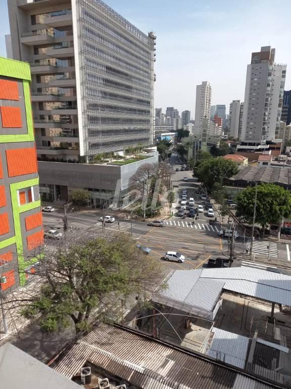 VISTA de Sala / Conjunto à venda, Padrão com 33 m², e 1 vaga em Brooklin Paulista - São Paulo