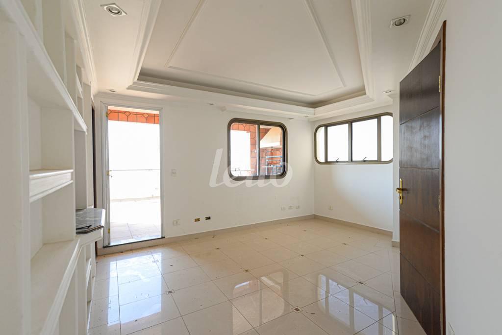 SALA COBERTURA 2 de Apartamento à venda, cobertura - Padrão com 222 m², 2 quartos e 4 vagas em Mooca - São Paulo