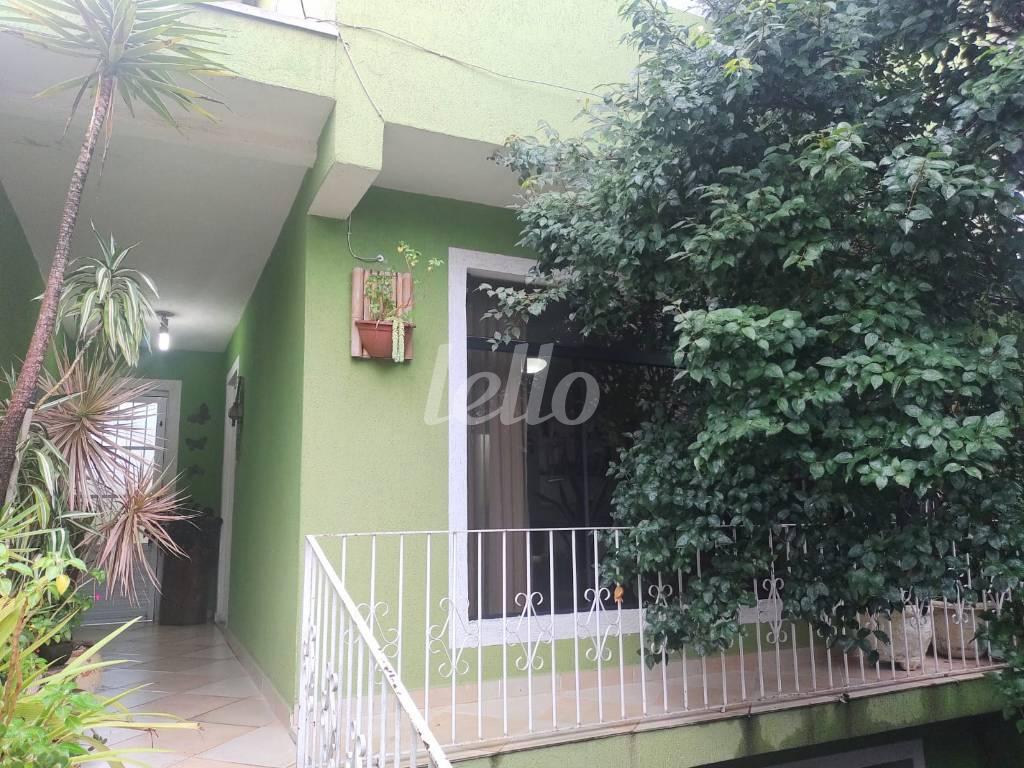 FACHADA de Casa à venda, assobradada com 250 m², 3 quartos e 4 vagas em Utinga - Santo André