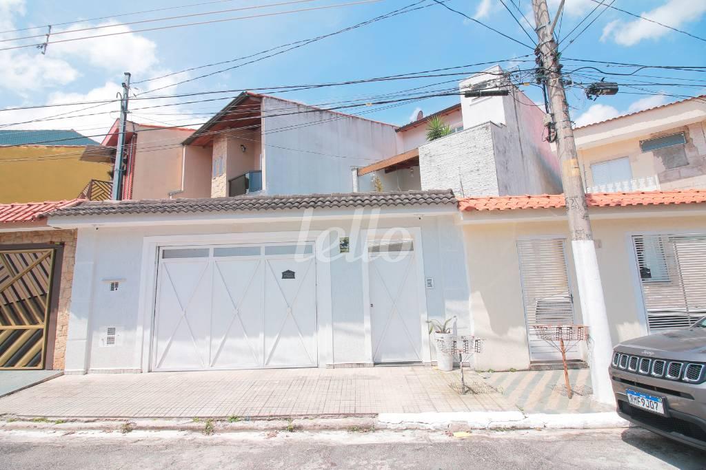 FACHADA de Casa à venda, sobrado com 350 m², 4 quartos e 4 vagas em Vila Alpina - São Paulo