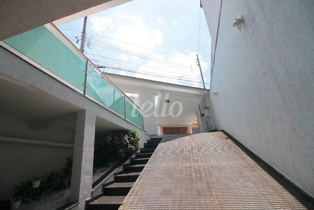 GARAGEM de Casa à venda, sobrado com 350 m², 4 quartos e 4 vagas em Vila Alpina - São Paulo
