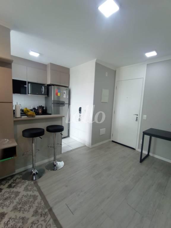 SALA de Apartamento à venda, Padrão com 40 m², 1 quarto e 1 vaga em Vila Carioca - São Paulo