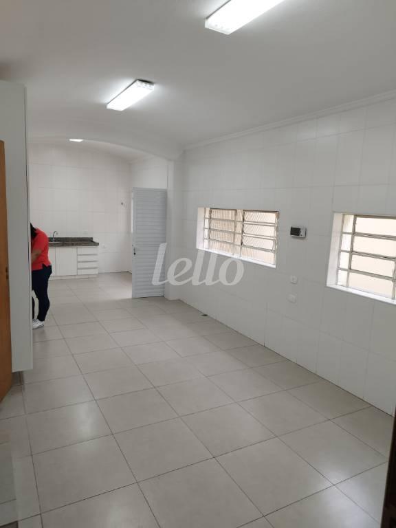 COZINHA de Casa para alugar, sobrado com 322 m², 2 quartos e 2 vagas em Vila Guarani - São Paulo