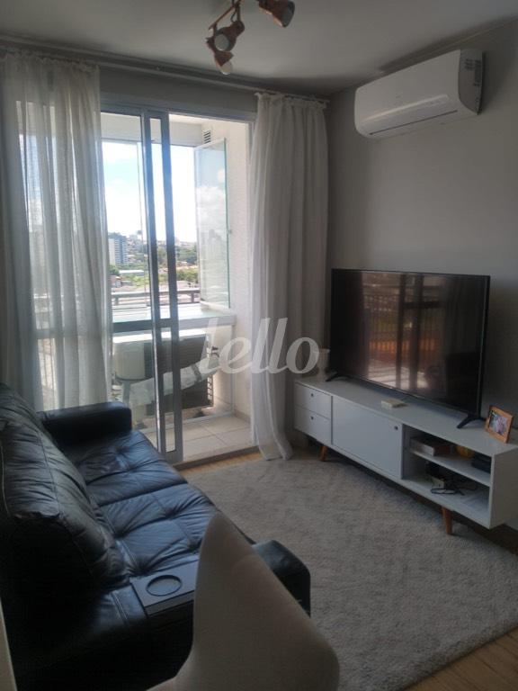 SALA de Apartamento à venda, Padrão com 51 m², 2 quartos e 1 vaga em Vila Carioca - São Paulo